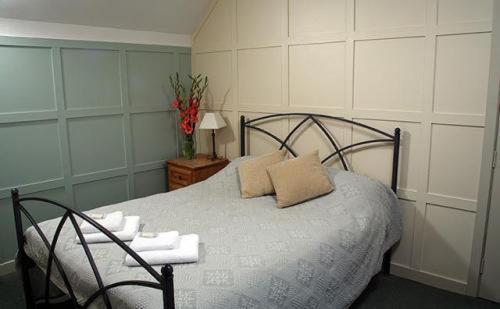 The Staff Of Life Hotell Ticknall Eksteriør bilde